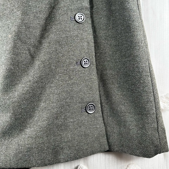 NWT Banana Republic Women’s Charcoal Gray Wool Buttoned Mini Skirt Size 14 - Picture 4 of 7